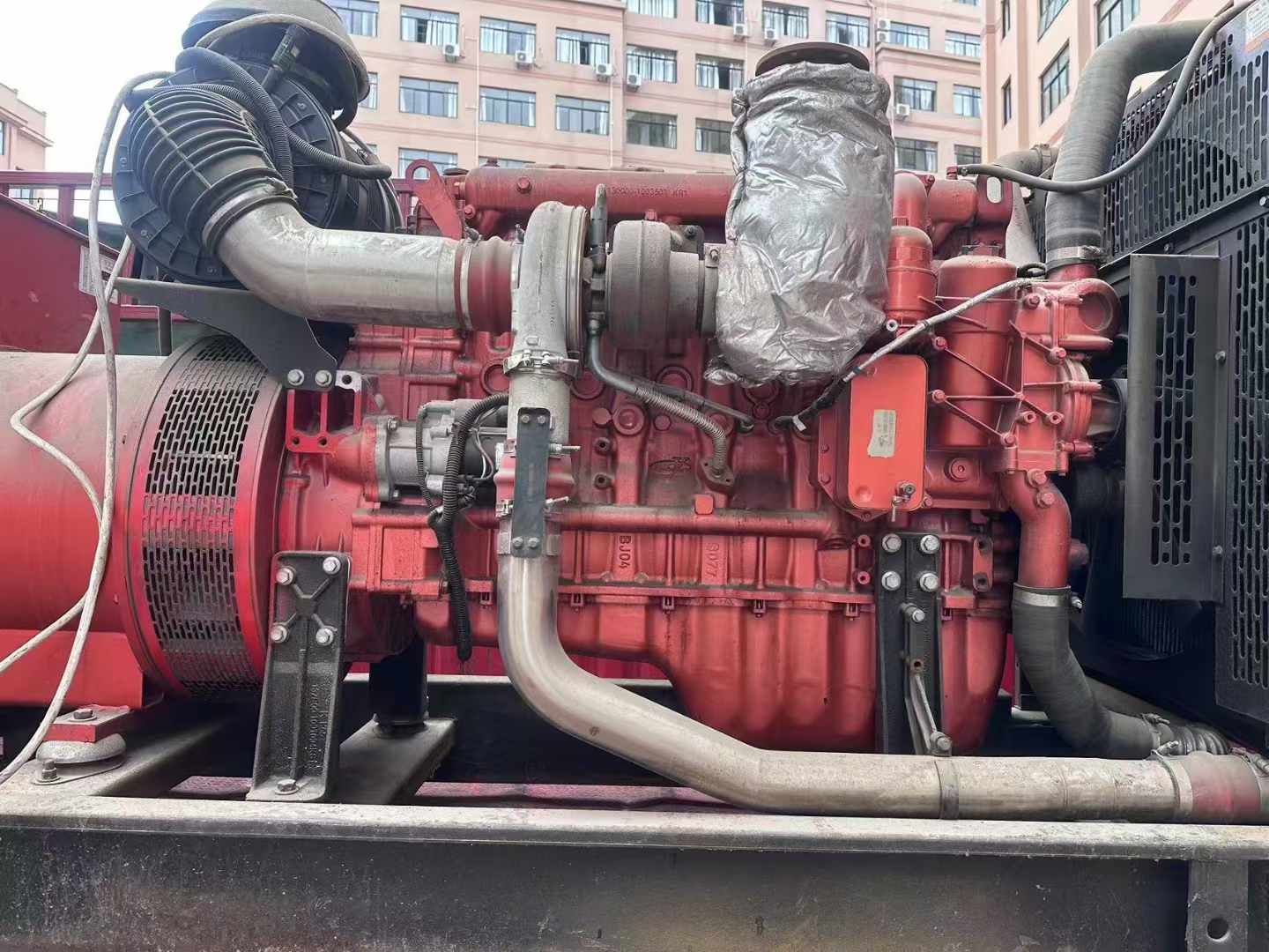钟楼如何选择适合 600kW 柴油发电机组的过载保护器？