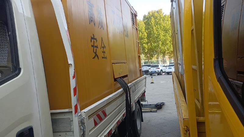 钟楼如何判断柴油发电机组和UPS电源的切换时间是否符合要求?